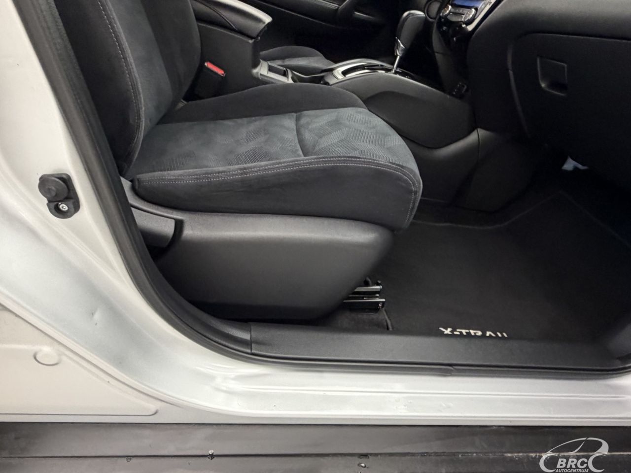 Nissan X-Trail | 5