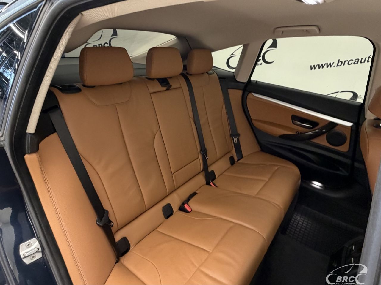 BMW 320 | 10
