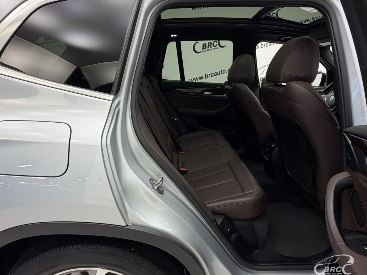 BMW X3 | 8