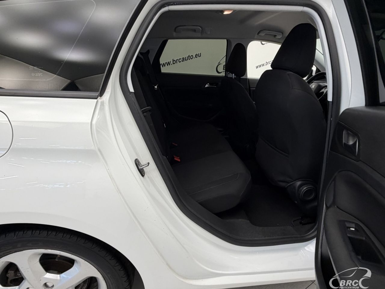 Peugeot 308 | 8