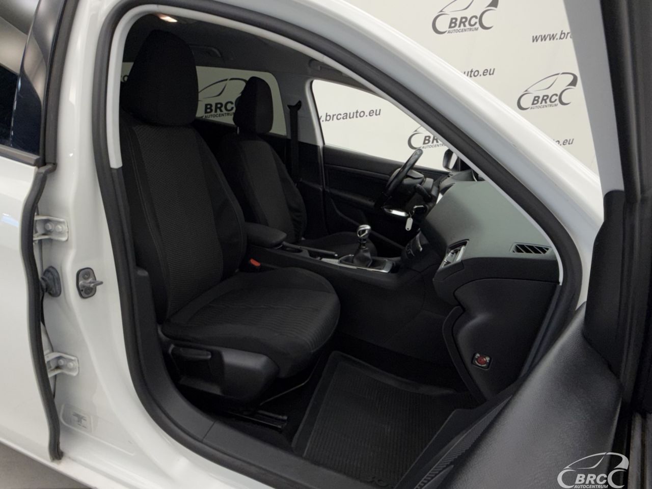 Peugeot 308 | 6