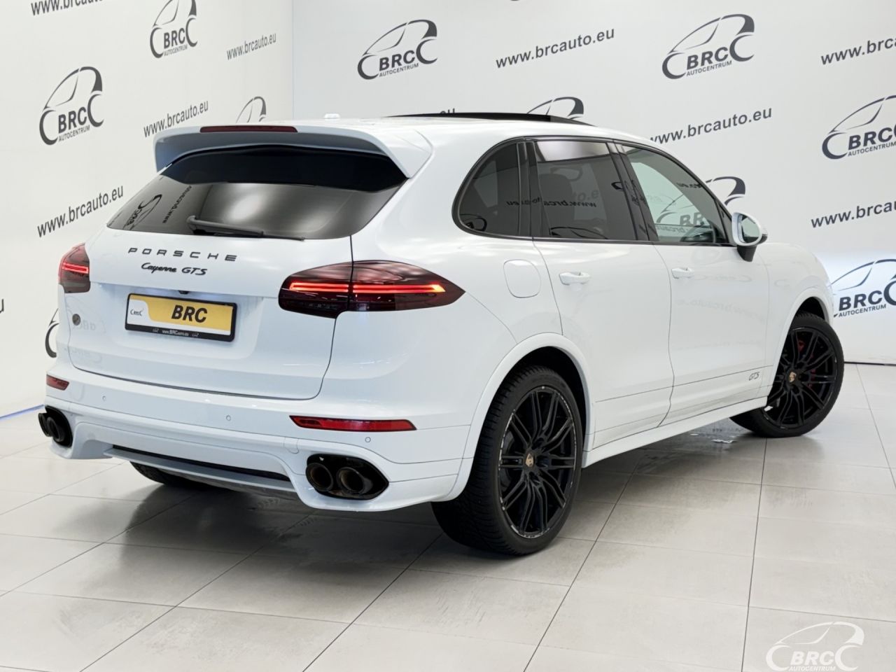Porsche Cayenne | 1