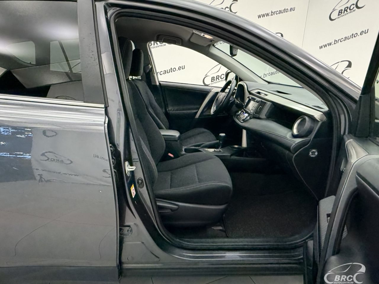 Toyota RAV4 | 3