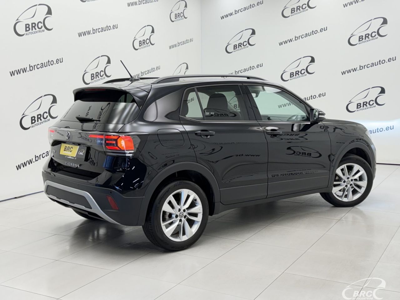 Volkswagen T-Cross | 1