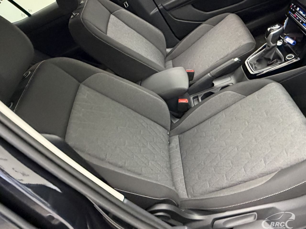 Volkswagen T-Cross | 5