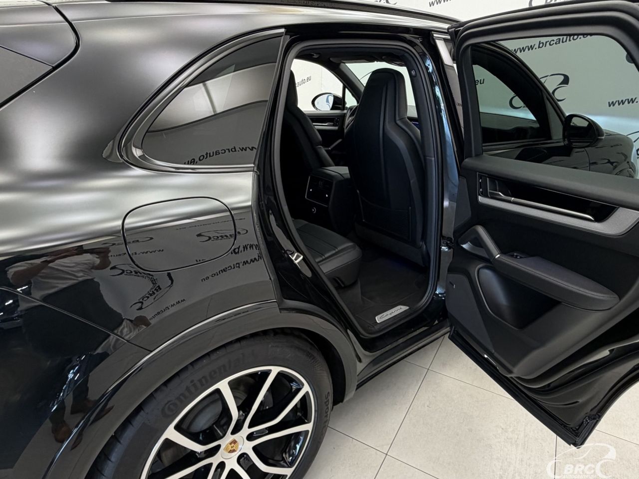 Porsche Cayenne | 12