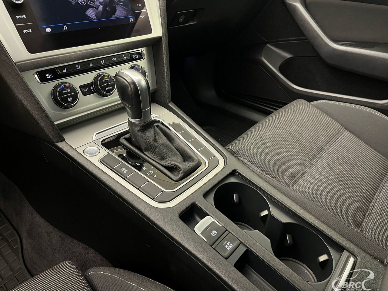 Volkswagen Passat | 17