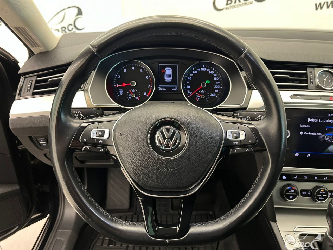 Volkswagen Passat | 12