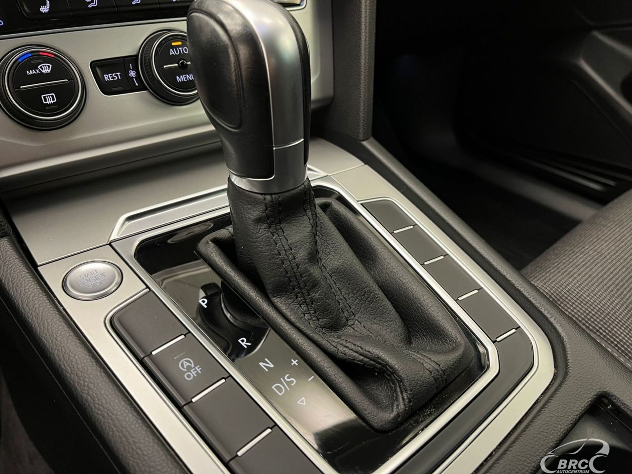 Volkswagen Passat | 18