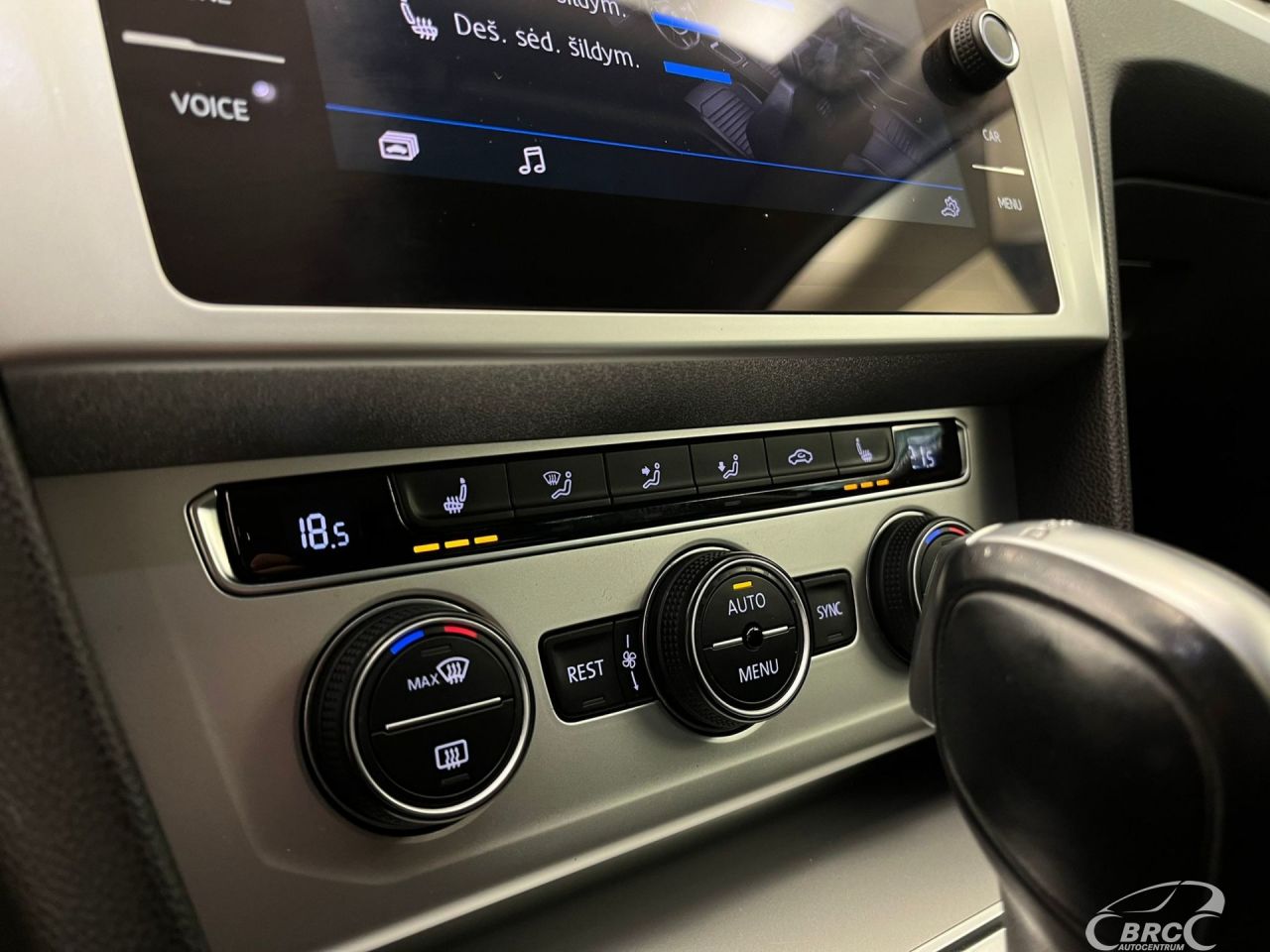 Volkswagen Passat | 19