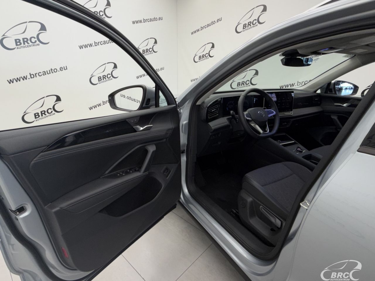 Volkswagen Tiguan | 19