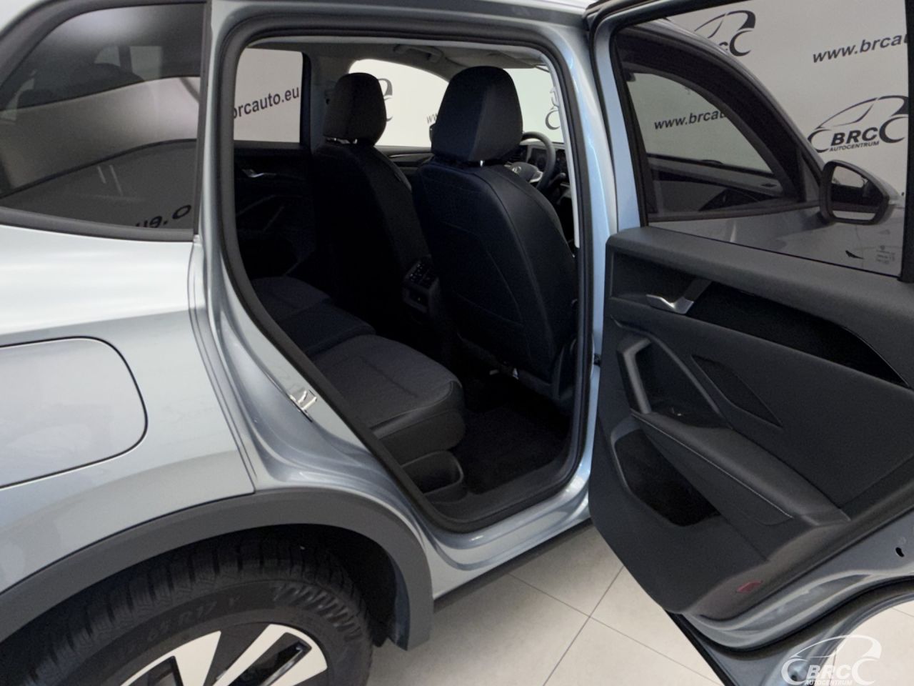 Volkswagen Tiguan | 12