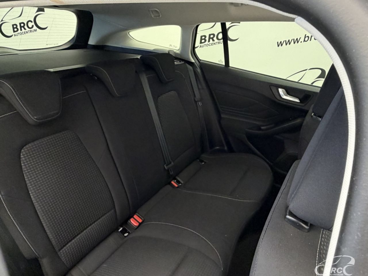 Ford Focus | 10