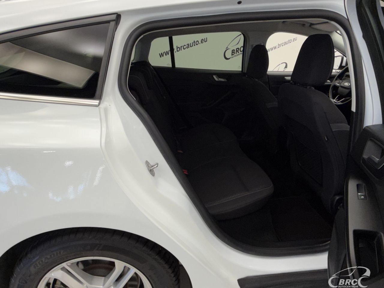 Ford Focus | 8