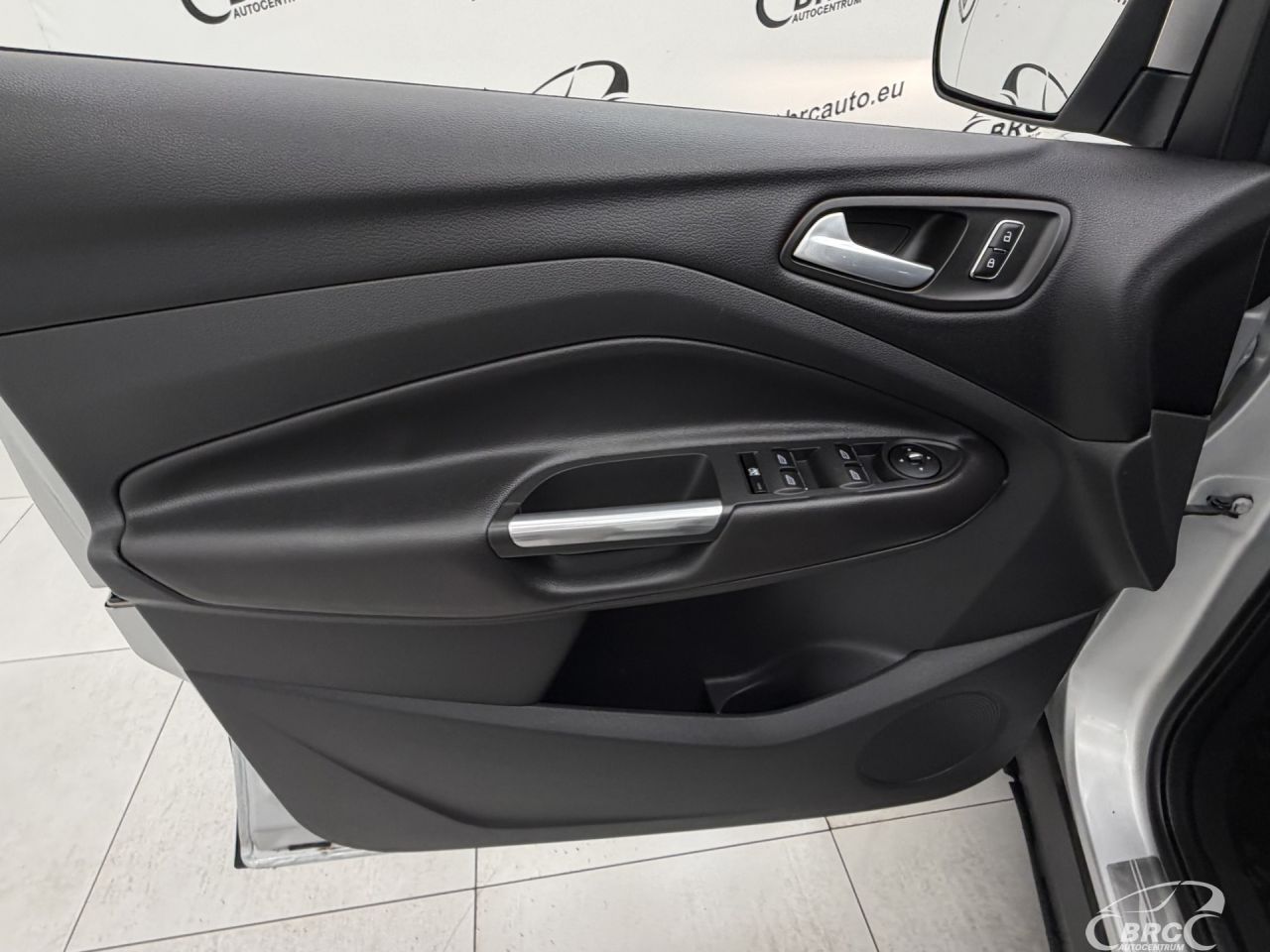 Ford Kuga | 18