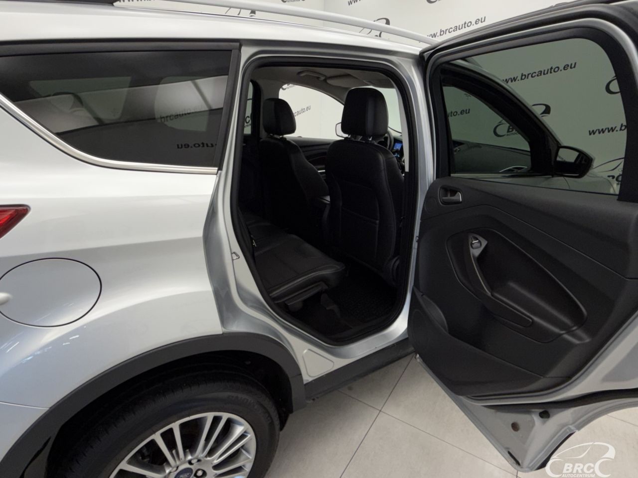 Ford Kuga | 11