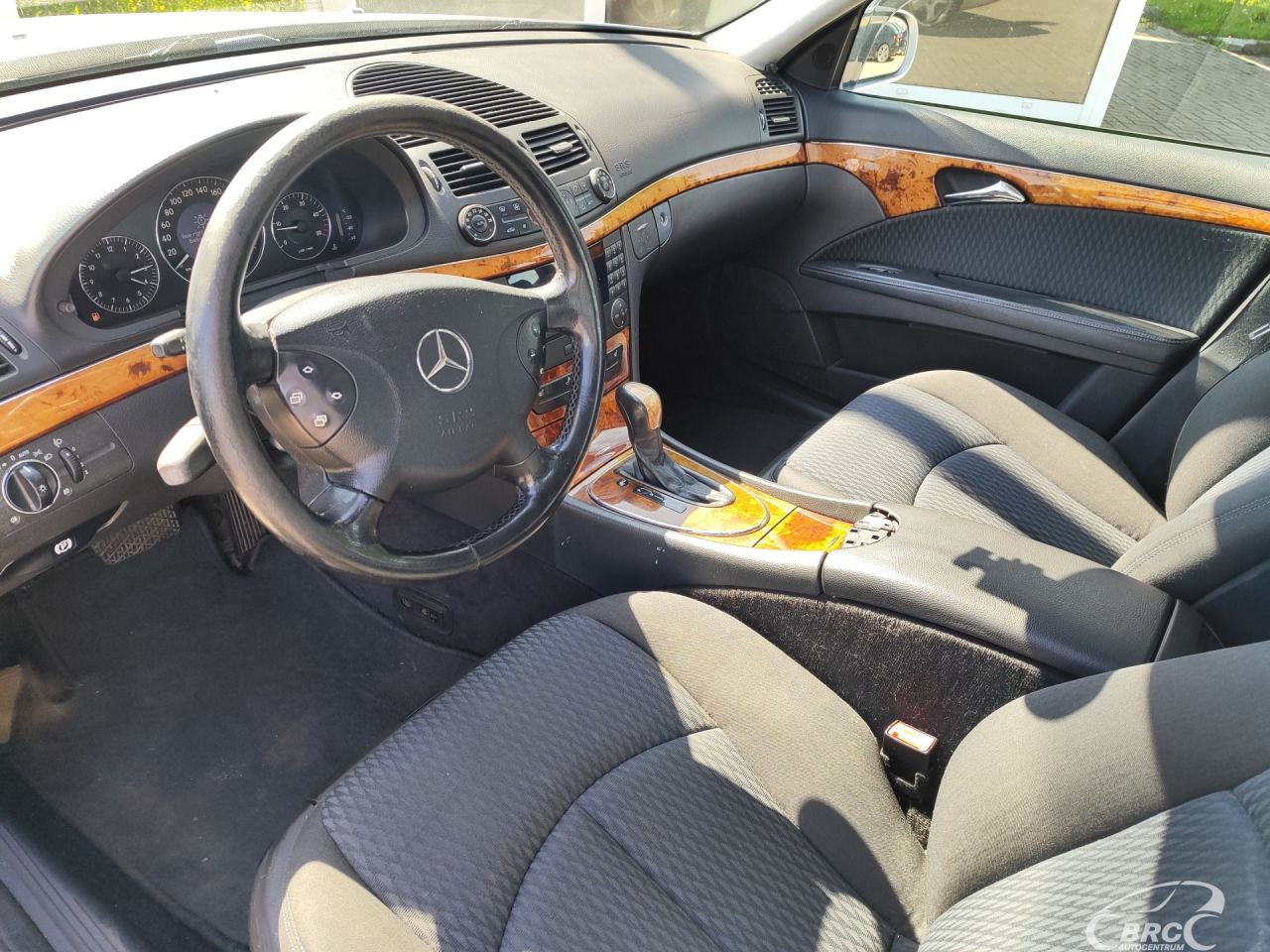 Mercedes-Benz E270 | 18