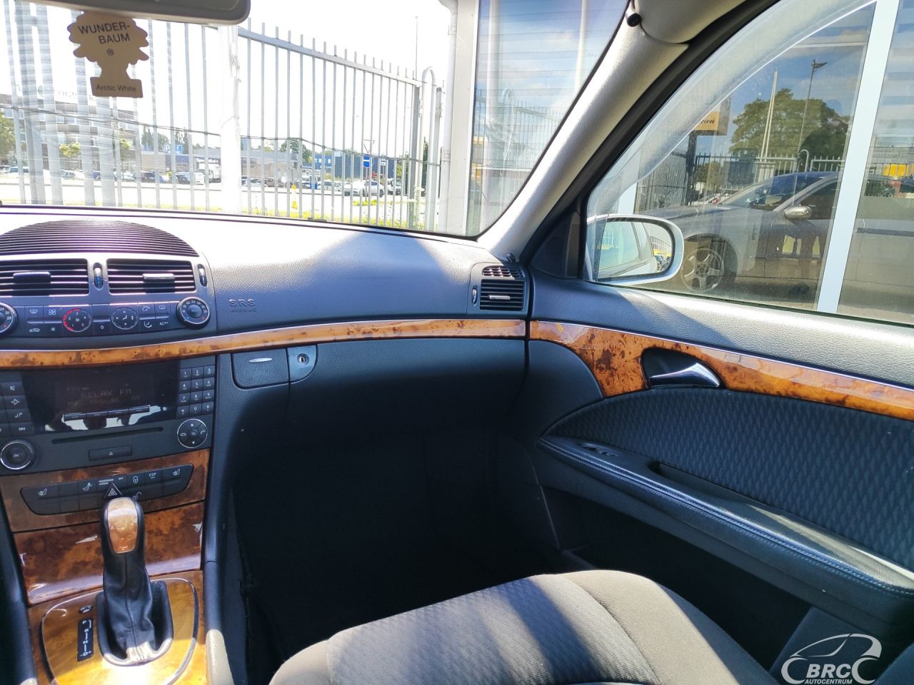 Mercedes-Benz E270 | 4