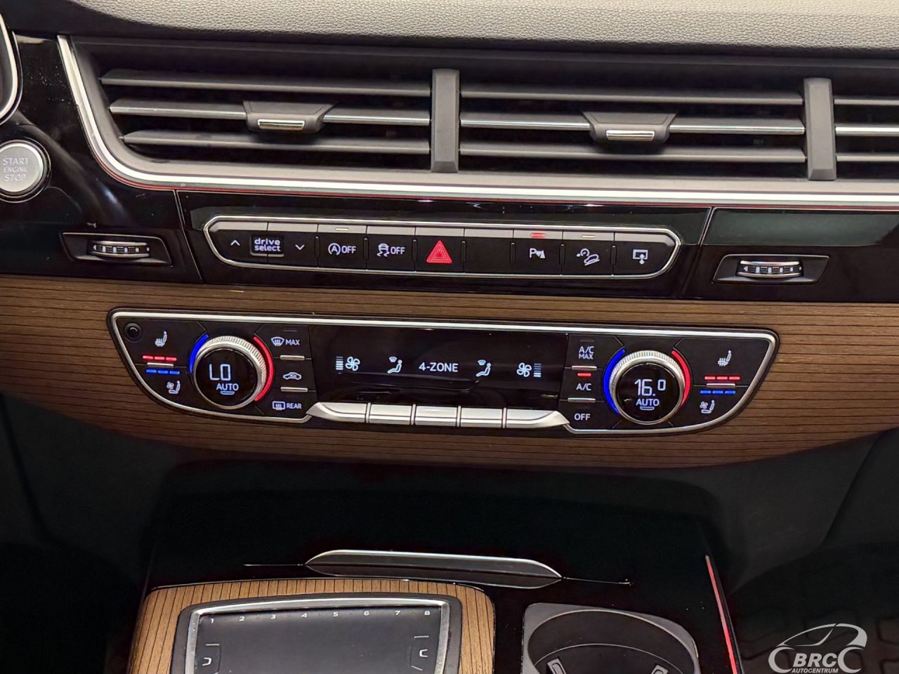 Audi Q7 | 19