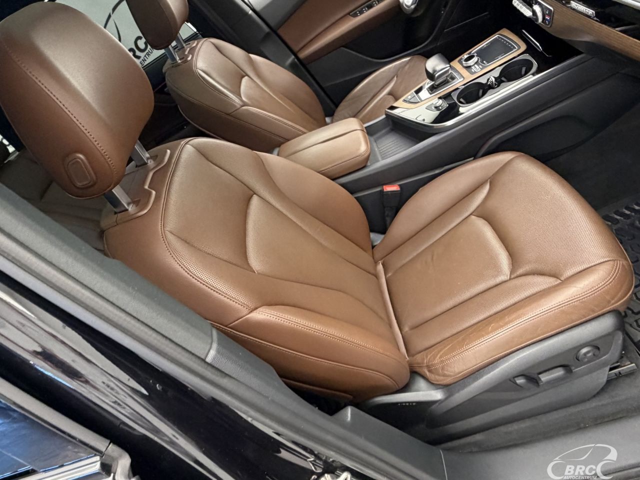 Audi Q7 | 4