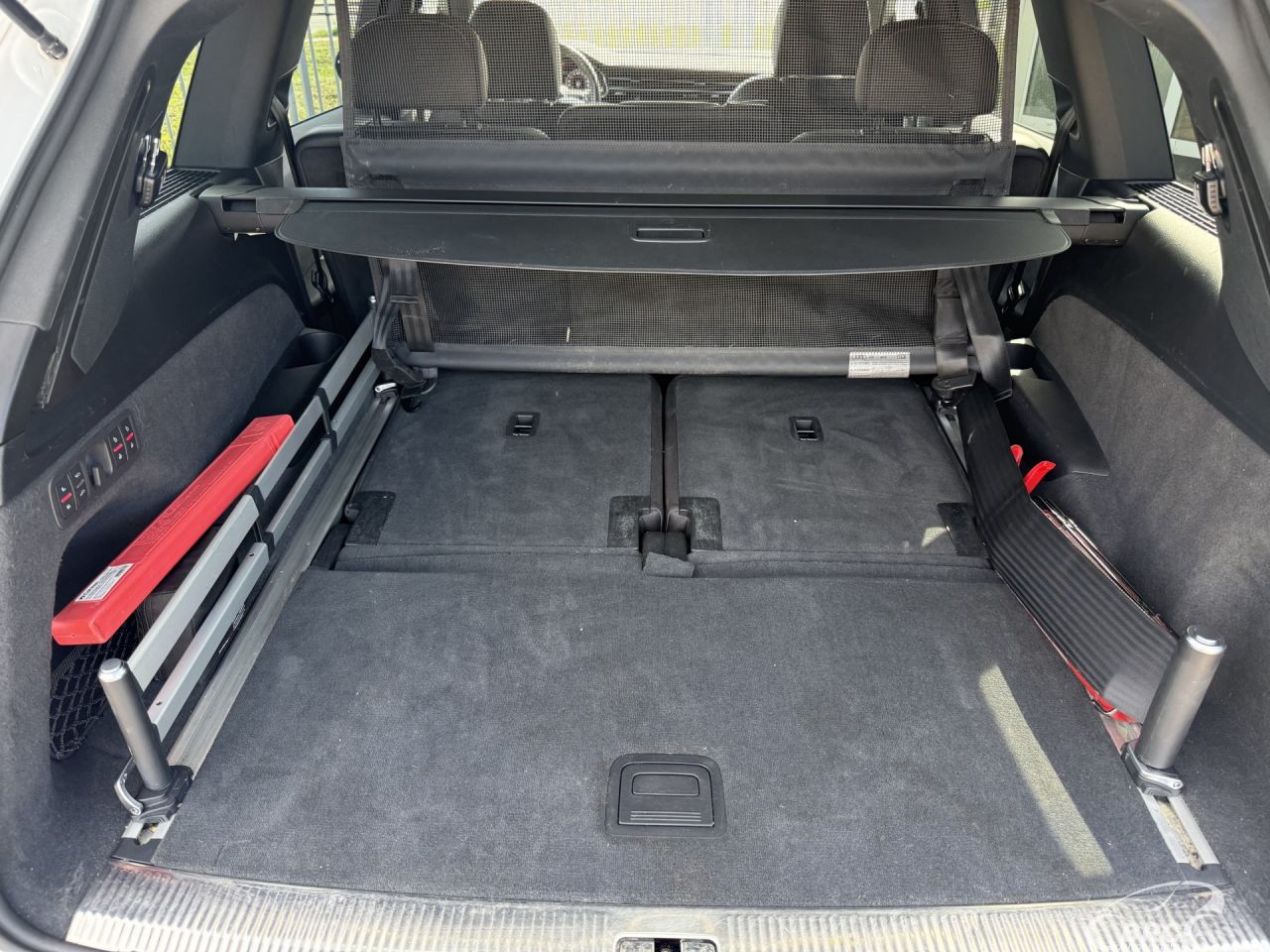Audi Q7 | 9