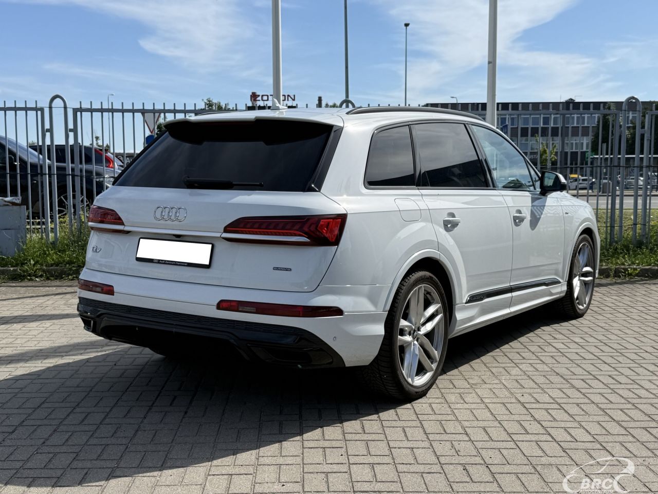 Audi Q7 | 1