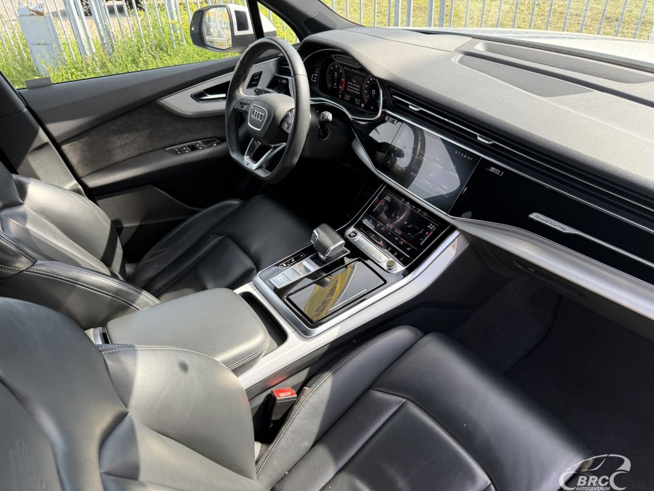 Audi Q7 | 4