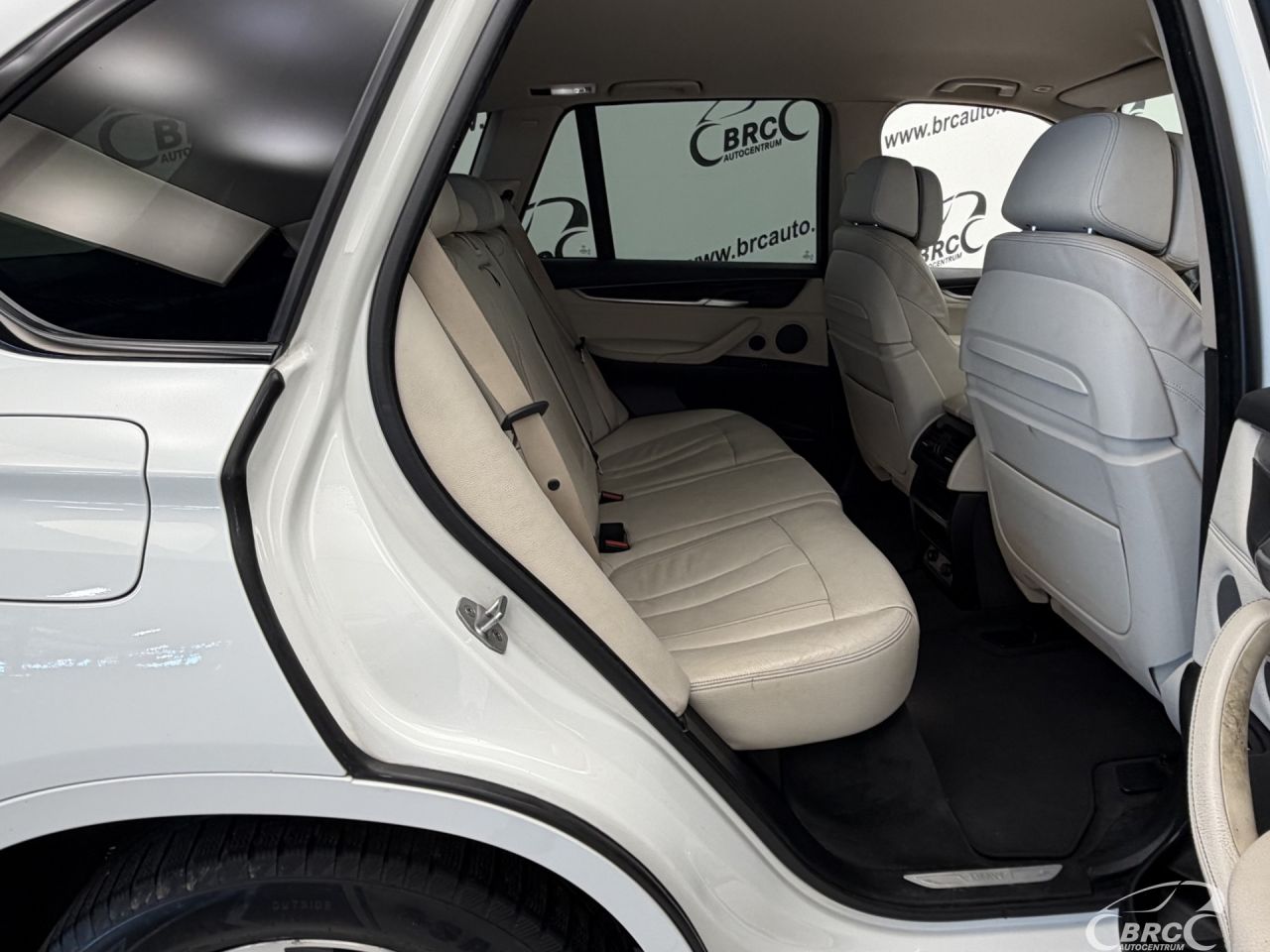 BMW X5 | 9