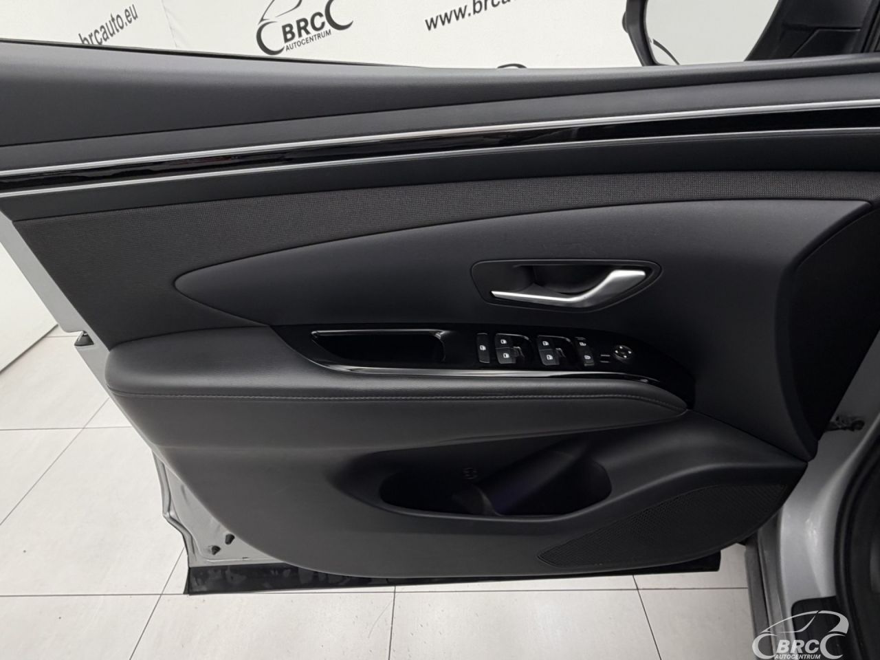 Hyundai Tucson | 19