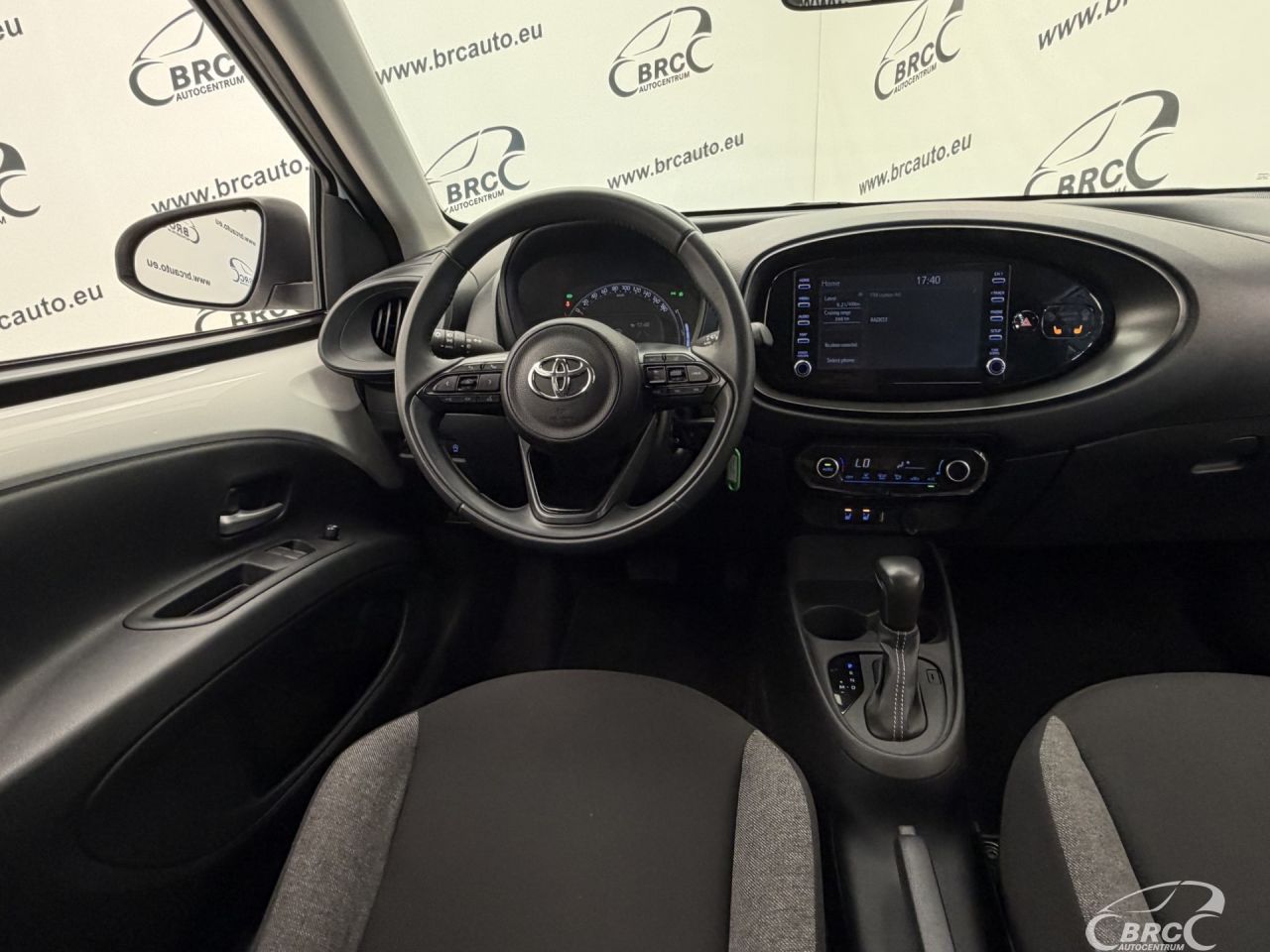 Toyota Aygo | 12