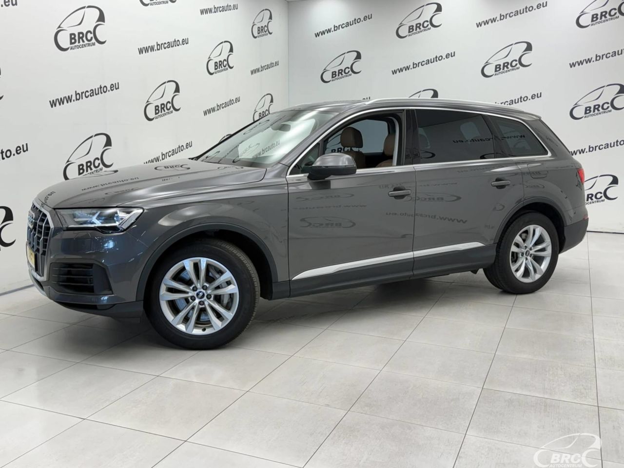 Audi Q7 | 18