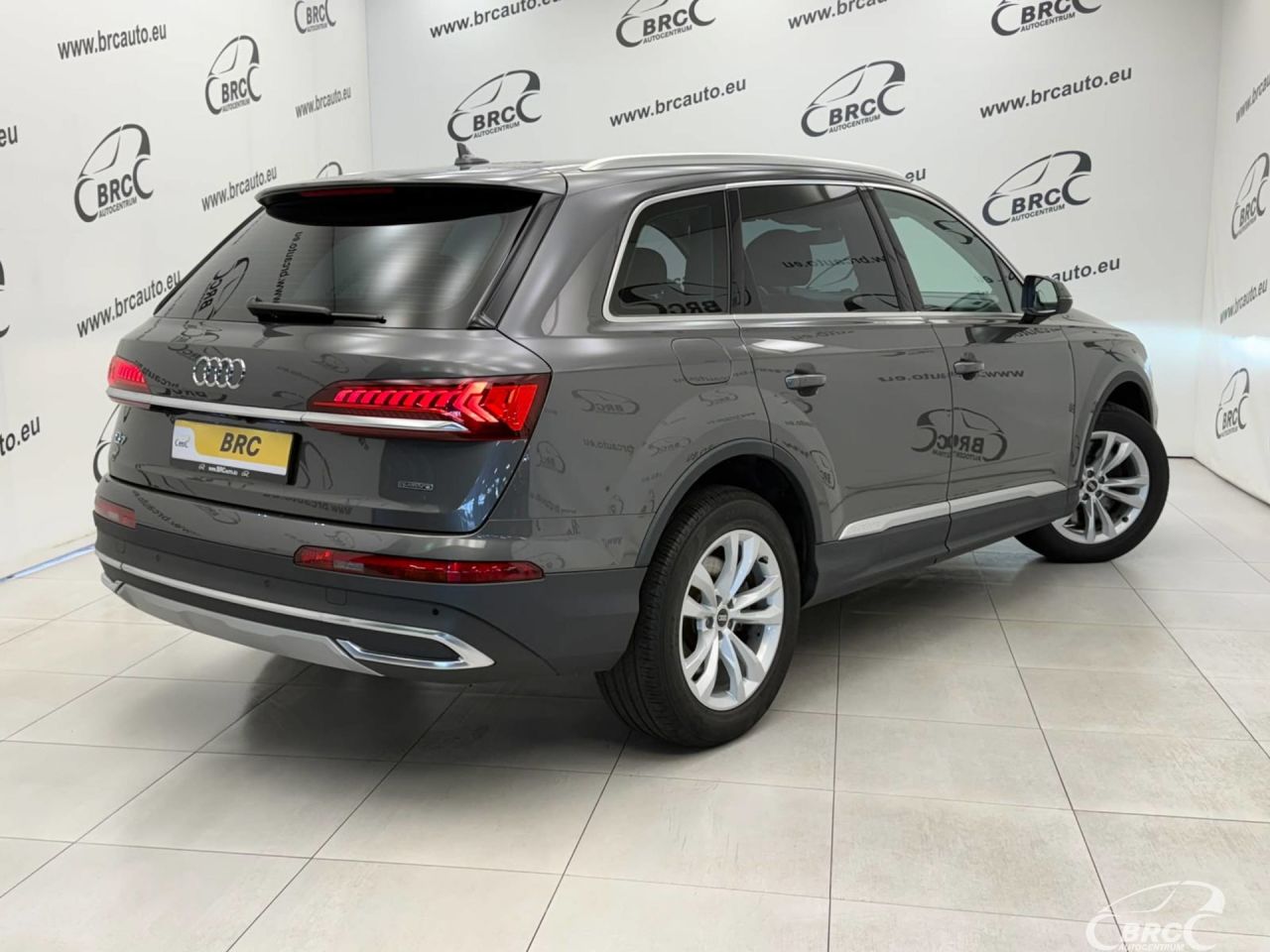 Audi Q7 | 19