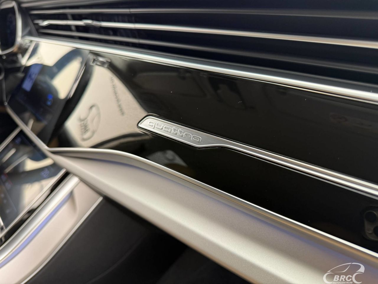 Audi Q7 | 14