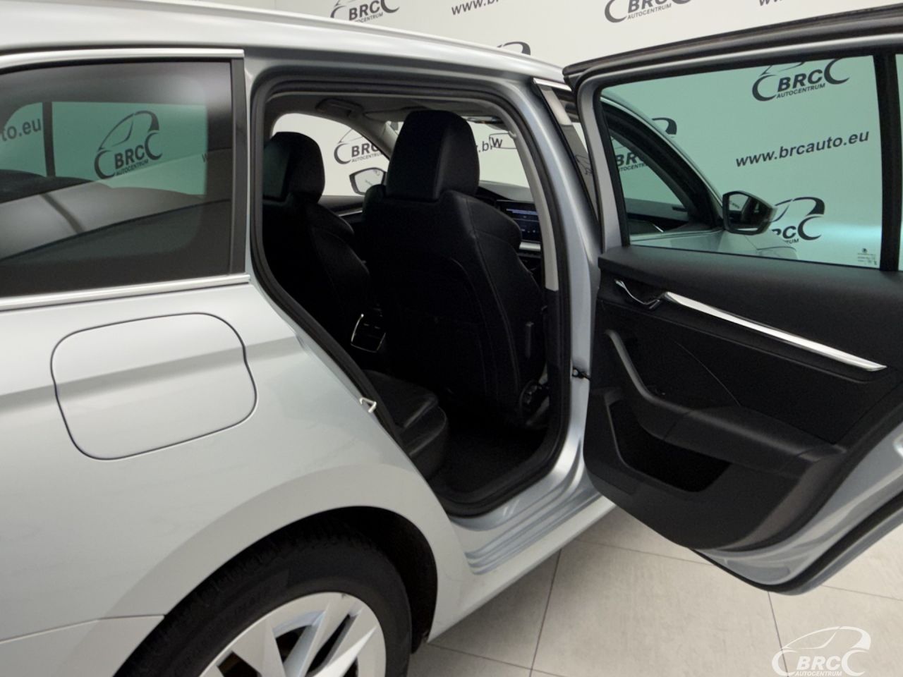 Skoda Octavia | 11