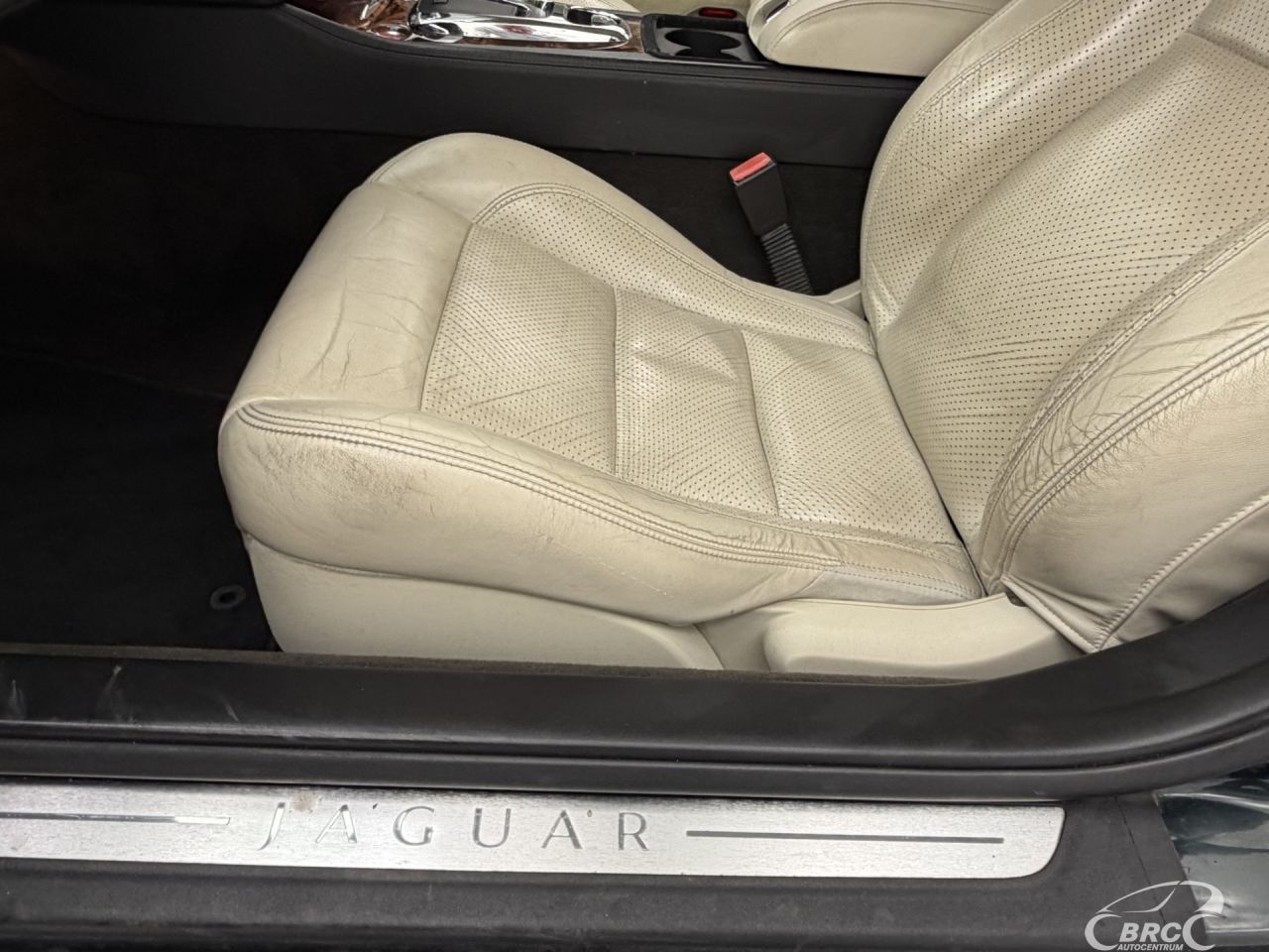 Jaguar XK | 18