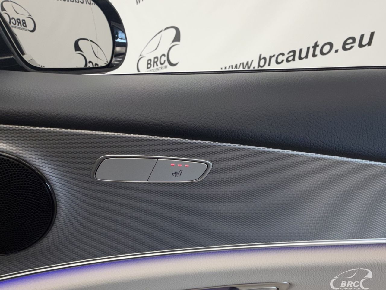 Mercedes-Benz E220 | 8