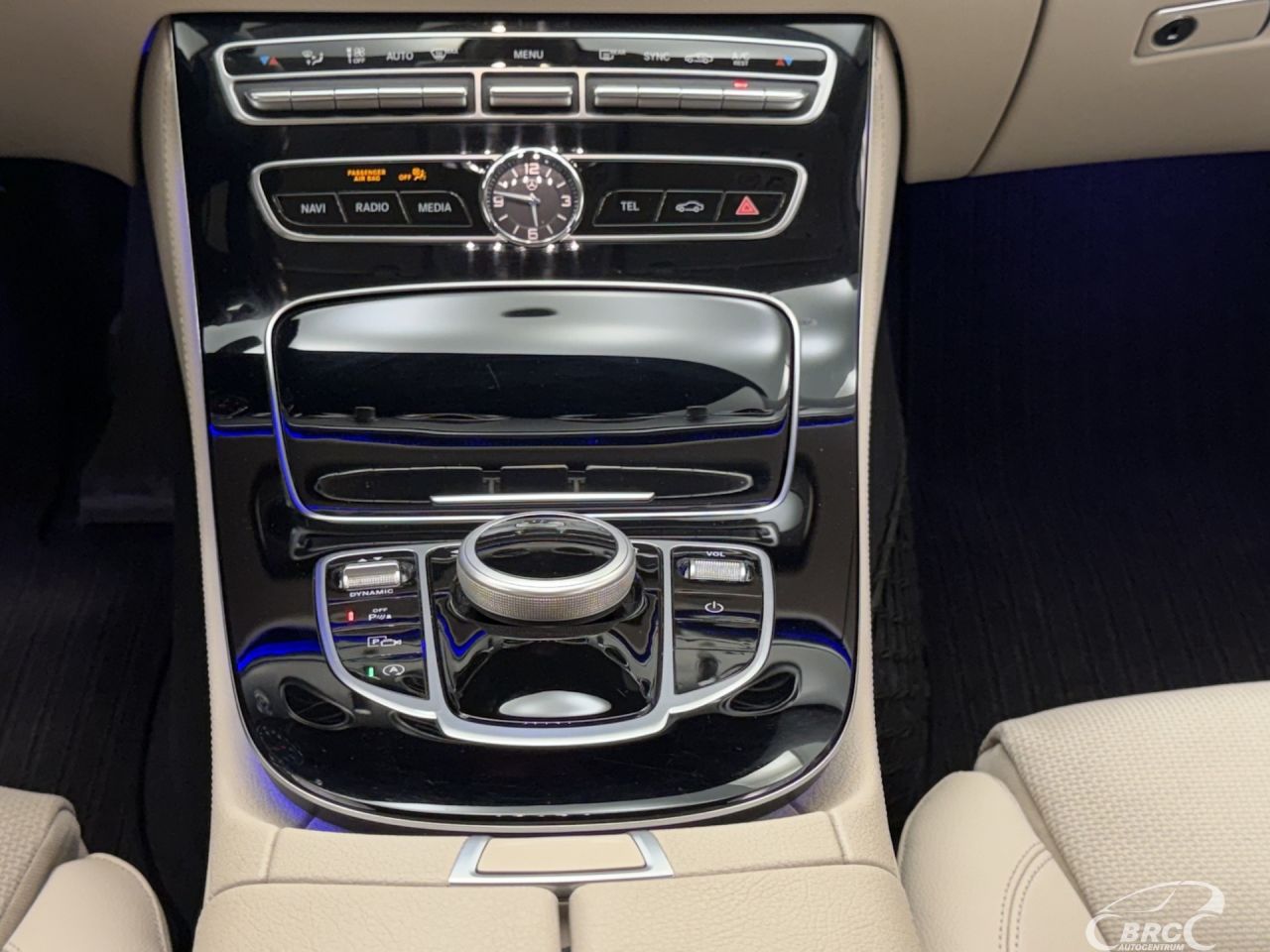 Mercedes-Benz E220 | 17