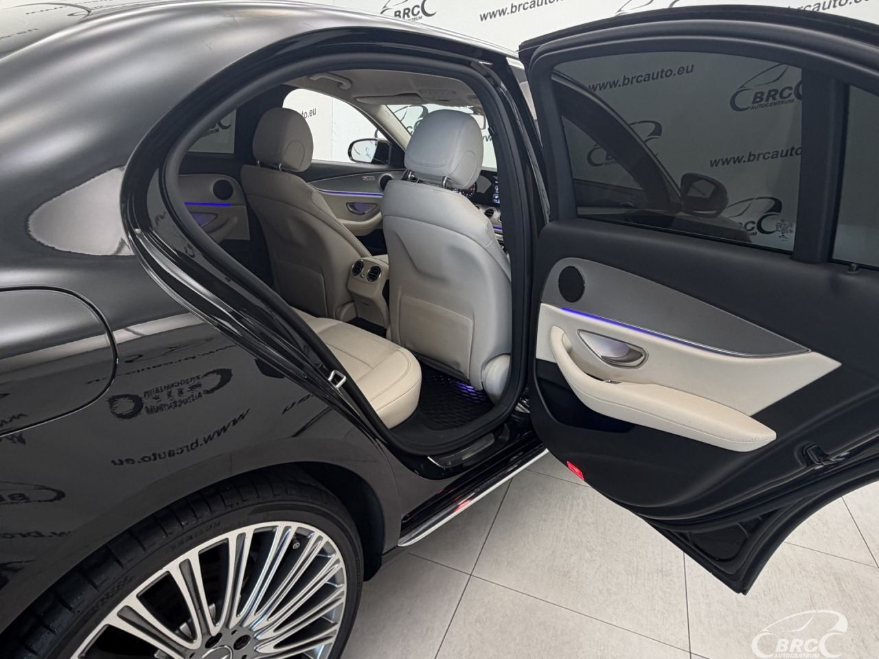 Mercedes-Benz E220 | 12