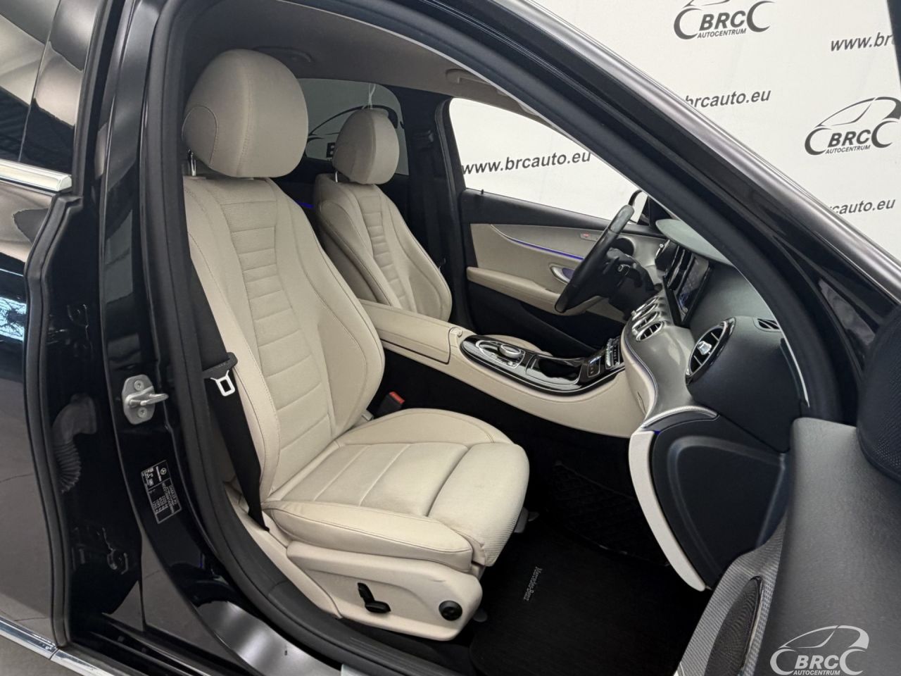 Mercedes-Benz E220 | 6