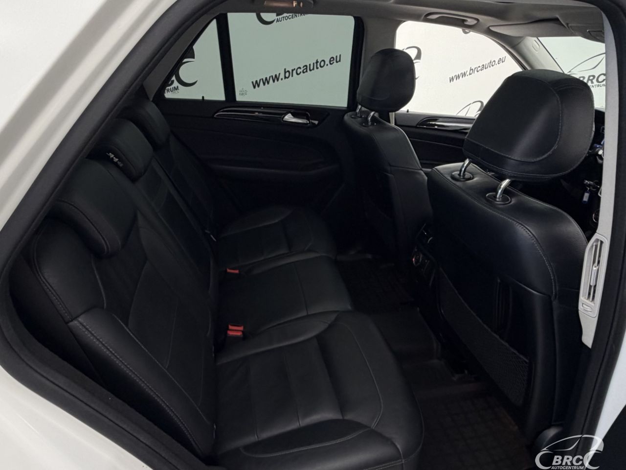 Mercedes-Benz GLE350 | 10