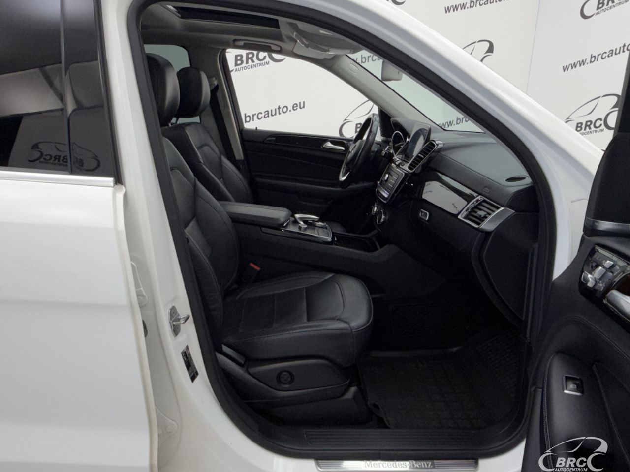 Mercedes-Benz GLE350 | 3