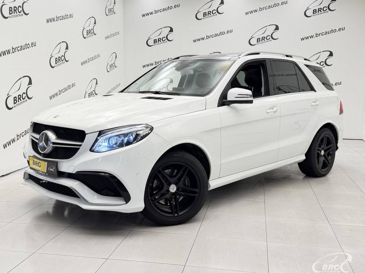 Mercedes-Benz GLE350 | 0