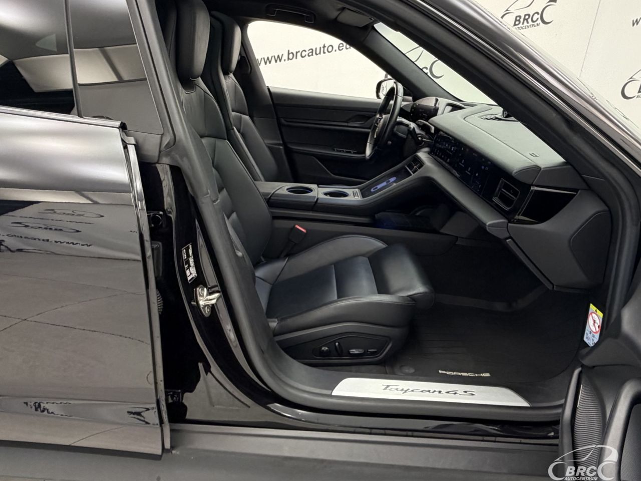 Porsche Taycan | 3