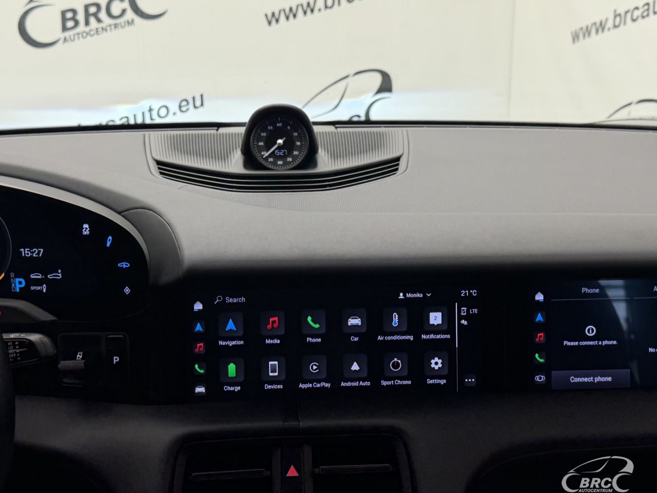 Porsche Taycan | 16