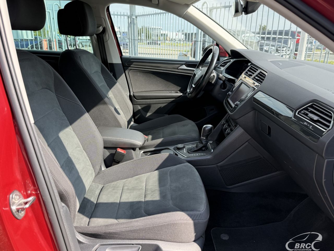 Volkswagen Tiguan | 4
