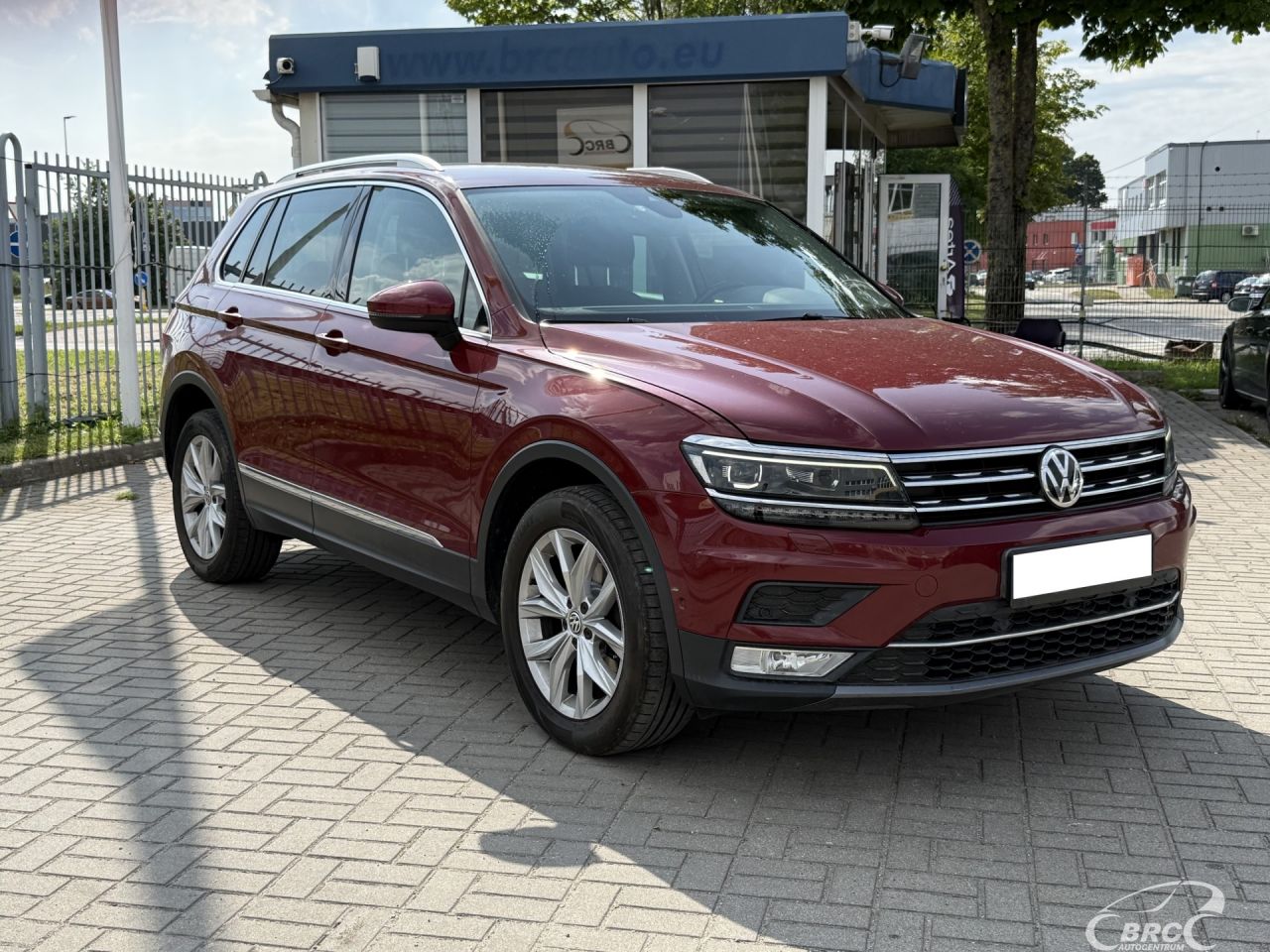 Volkswagen Tiguan | 19