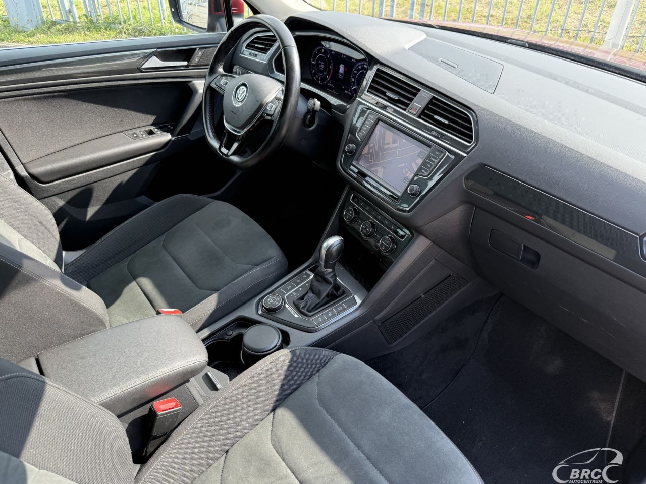 Volkswagen Tiguan | 3