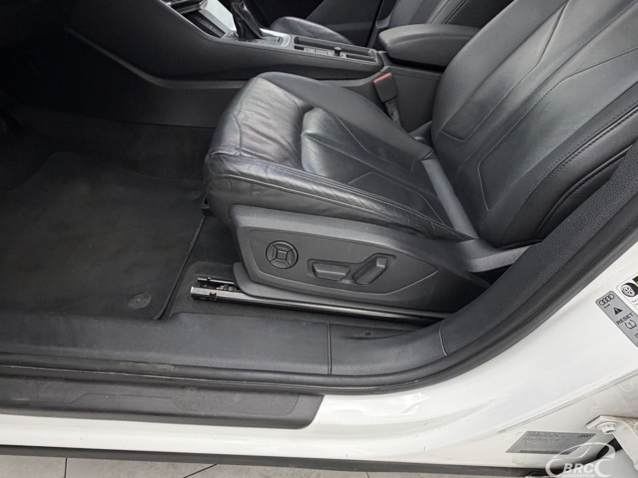 Audi Q3 | 19