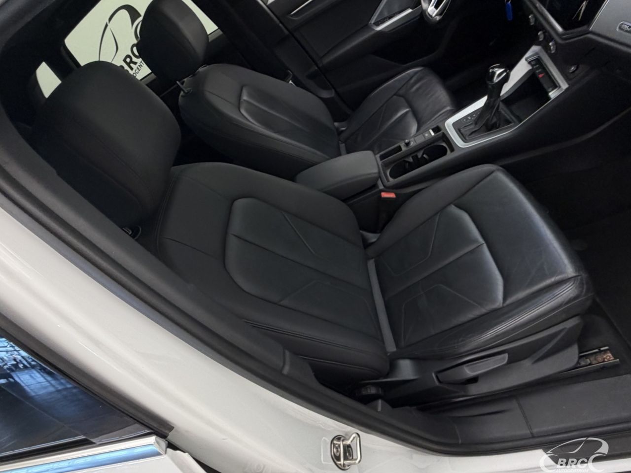 Audi Q3 | 4