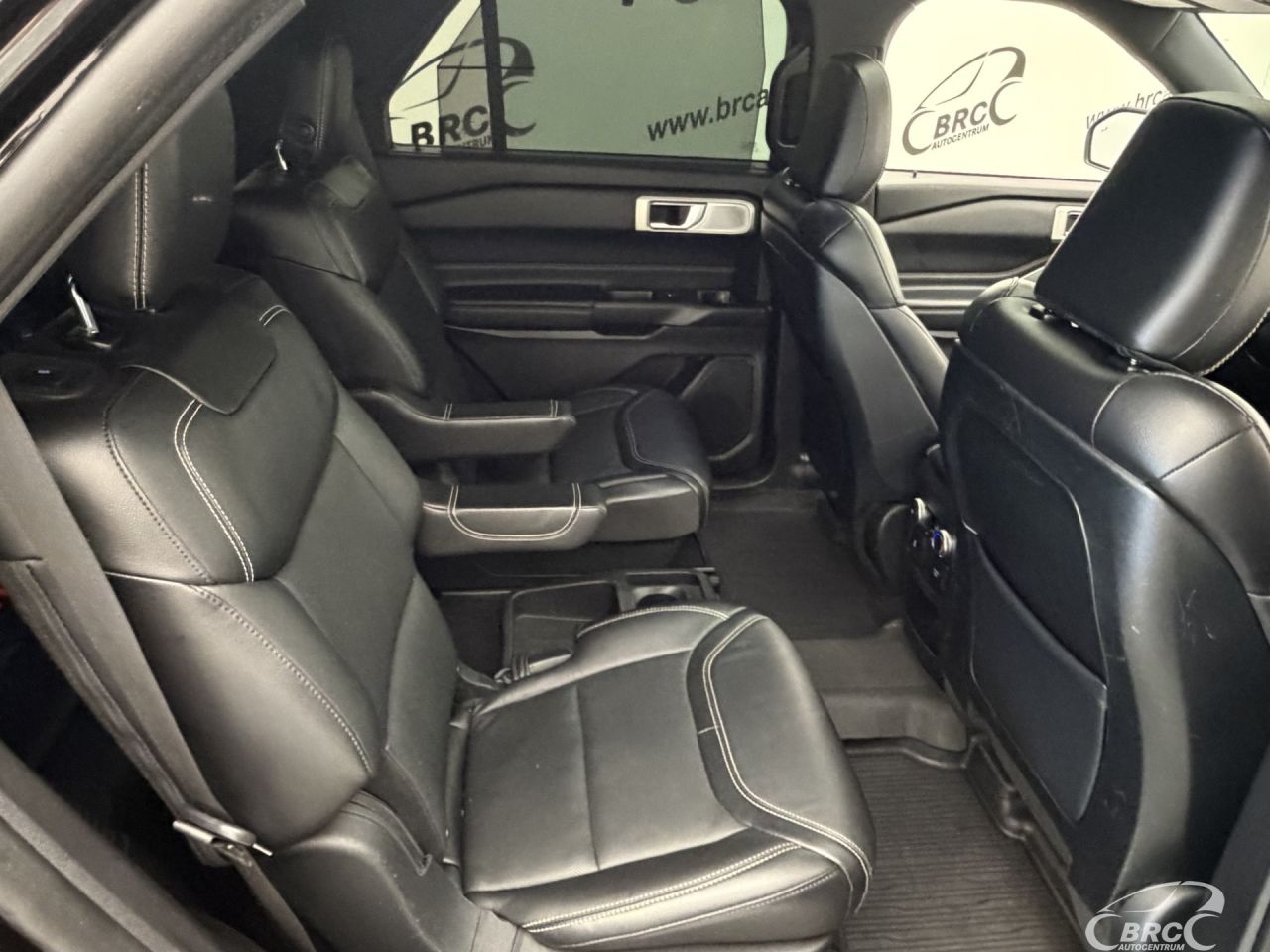Ford Explorer | 12